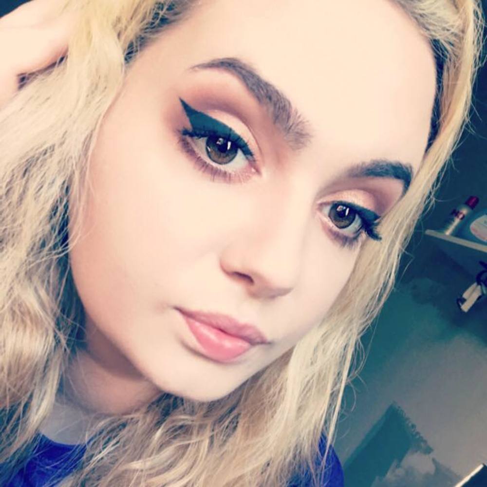 Meet your Posher, Tabitha